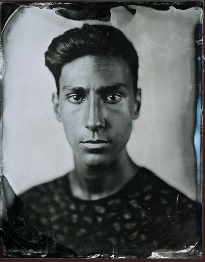 Franck Rondot Photographe   064   4c5  collodion  humide  portrait  Theo  valou