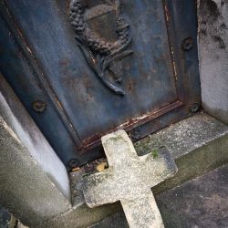 Franck Rondot Photographe   051   14eme  cimetiere  montparnasse  paris