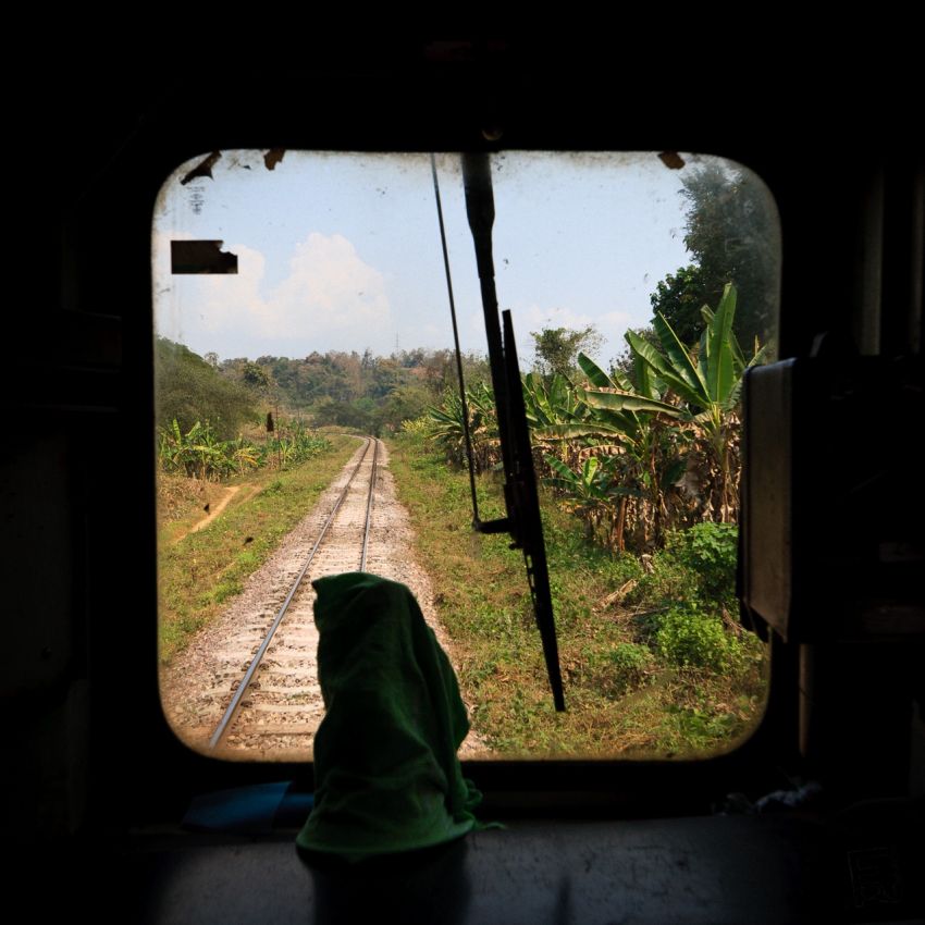 Franck Rondot Photographe   170   bangkok  Chiang Mai  Nord  thailande   asie  train  voyage