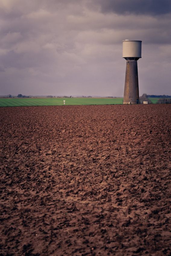 Franck Rondot Photographe   057   campagne  chateau eau  paysage  Seine et Marne Franck Rondot Photographe   057   campagne  chateau eau  paysage  Seine et Marne