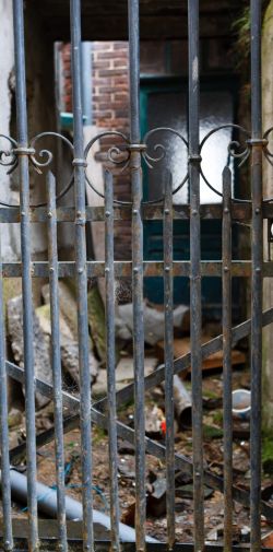 Franck Rondot Photographe 012 cimetiere creuse porte Franck Rondot Photographe 012 cimetiere creuse porte