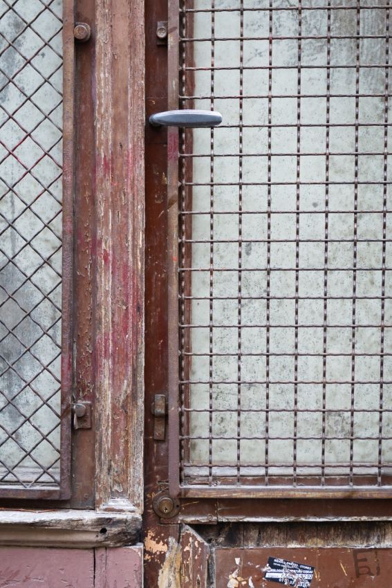 Franck Rondot Photographe   081   marais  paris  porte  urbain Franck Rondot Photographe   081   marais  paris  porte  urbain