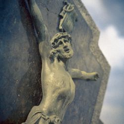 Franck Rondot Photographe 063 christ cimetiere jesus Franck Rondot Photographe 063 christ cimetiere jesus